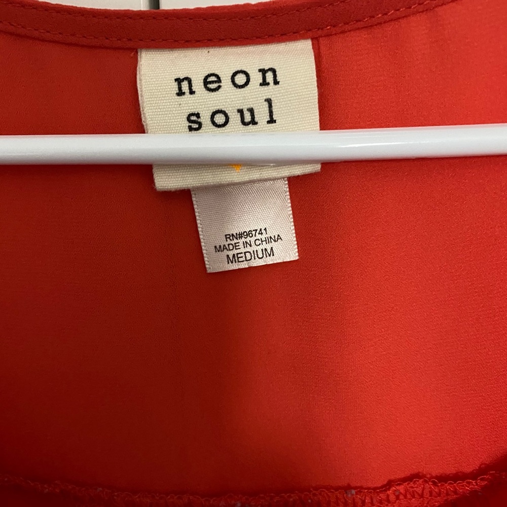 Neon Soul Top - Picture 2 of 3